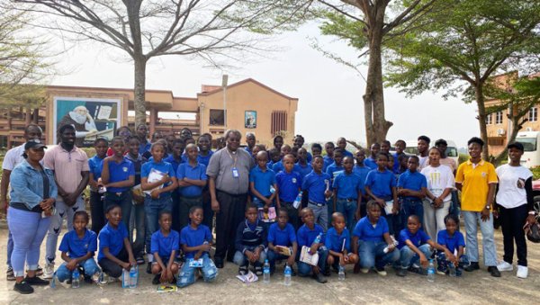Rev. Professor Anthony Alaba Akinwale, AUI VC, with students of Mountain Heights Schools, Mojoda